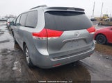 Toyota Sienna Le 8 Passenger 5TDKK3DC4BS133370 снимка