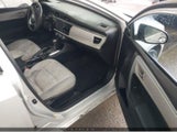 Toyota Corolla Le 2T1BURHE7EC060923 снимка