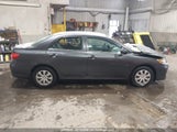 Toyota Corolla S/Le 2T1BU4EE1DC069610 снимка