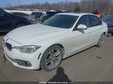 BMW 320I xDrive WBA8E5G51HNU22776 снимка