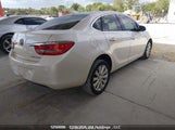 Buick Verano 1G4PP5SKXF4157747 снимка