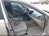 Toyota Camry Le/Xle/Se 4T1BE32K15U993367 снимка