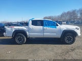 Toyota Tacoma Double Cab/Sr/Sr5/Trd Sport/Trd Off Road/Trd Pro 5TFCZ5AN4KX211786 fotografie
