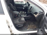 Jeep Cherokee Sport 1C4PJMAB8HW524475 снимка