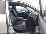 Toyota Highlander Xle 5TDJZRFHXKS627266 photo