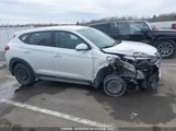 Hyundai Tucson Base 2.0L KM8J23A48JU648046 снимка