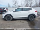 Hyundai Tucson Base 2.0L KM8J23A48JU648046 снимка