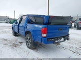 Toyota Tacoma Dbl Cab/Sr/Sr5/Trd Spt/Or 5TFCZ5AN8GX022937 fotografie