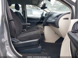 Dodge Grand Caravan Cvp/Sxt 2C4RDGBG9KR703216 снимка