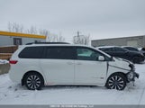 Toyota Sienna Xle/Xle Premium/Limited/Limited Premium 5TDDZ3DC2JS205461 снимка
