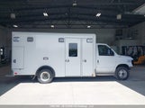Ford E-350 Cutaway 1FDWE3FN3TDD08949 снимка