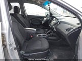 Hyundai Tucson Gl KM8JT3AF2FU025317 снимка