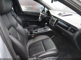 Porsche Macan S WP1AB2A58FLB53378 photo