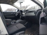 Nissan Rogue Sport S/Sv/Sl JN1BJ1CP5JW108815 fotografie