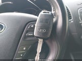 Kia Forte5 KNAFX5A89G5647238 fotografie