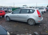 Hyundai Elantra Touring Gl KMHDB8AE9BU116454 снимка