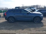 Volvo Xc60 B5 Plus Dark Theme LYVM12RC5SB010357 снимка