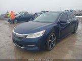 Honda Accord Touring 1HGCR2F04GA800764 снимка