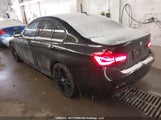 BMW 330 XI WBA8D9G57HN****** снимка