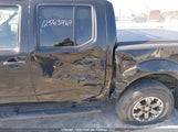 Nissan Frontier Pro-4X 1N6AD0EV1KN884806 снимка
