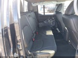 Nissan Frontier Pro-4X 1N6AD0EV1KN884806 снимка