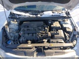 Hyundai Elantra Preferred Ivt KMHLM4AG3NU328111 photo