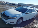 Volkswagen Passat 1VWBA7A33MC008960 снимка