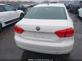 Volkswagen Passat S 1VWAH7A34DC127253 снимка