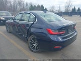 BMW 330Xi WBA5R7C08MFL31120 снимка