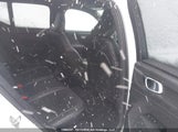 Volvo Xc40 T5 R-Design YV4162UM3L2242895 photo