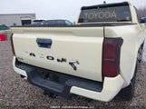 Toyota Tacoma 3TYLB5JN2RT044983 снимка