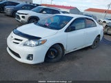 Toyota Corolla Le 2T1BU4EE8BC561709 fotografie