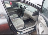 Toyota Corolla S/Le 2T1BU4EE6DC989913 снимка