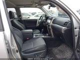Toyota 4Runner Sr5/Sr5 Premium/Limited/Trd Sport/Trd Off Road/Trd Off Road Premium/Trd Pro JTENU5JR5R6300644 photo