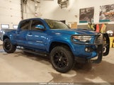Toyota Tacoma Dbl Cab/Sr5/Trd Sport/Or 5TFDZ5BN3JX032768 photo