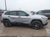 Jeep Cherokee Sport 1C4PJMAB9EW139714 снимка