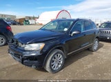 Volkswagen Touareg 3.6L Comfortline/3.6L Execline/3.6L Highline WVGEF9BP8CD010738 photo