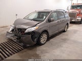 Toyota Sienna Le 7 Passenger 5TDJZ3DC4HS168989 снимка