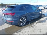 Audi Q8 E-Tron WA14ABGE2RB037574 fotografie