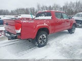 Toyota Tacoma Dbl Cab/Sr5/Trd Sport/Or 5TFDZ5BN6JX033476 fotografie