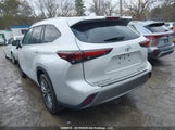 Toyota Highlander Le/Xle/Xse/Limited/Platinum 5TDKDRBHXRS568030 fotografie