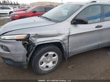 Jeep Cherokee Sport 1C4PJMAB9FW520562 снимка