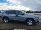 Jeep Cherokee Sport 1C4PJMAB9FW520562 снимка