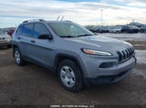 Jeep Cherokee Sport 1C4PJMAB9FW520562 снимка
