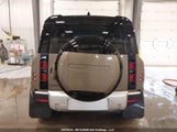 Land Rover Defender 110 S SALEJ7EX4S2360521 fotografie