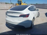 Tesla Model Y Long Range 7SAYGDEE8PF597021 fotografie