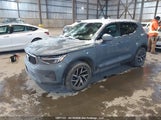 Volvo Xc40 B5 Core YV4L12UV8P2049227 снимка