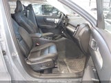 Volvo Xc40 B5 Core YV4L12UV8P2049227 снимка