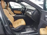 Volvo Xc60 T6 Momentum LYVA22RK7LB480284 fotografie