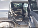 Toyota Highlander Le 5TDBKRFH9ES021471 fotografie